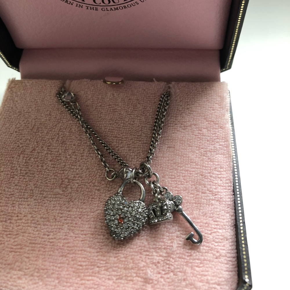 Juicy necklace